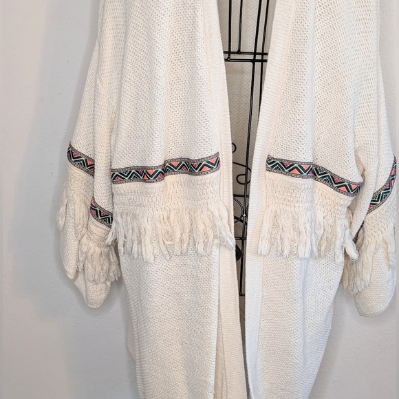 H&M x Coachella Open Cardigan Size US Small Kimono Boho Tribal Aztec Fringe - Picture 4 of 5